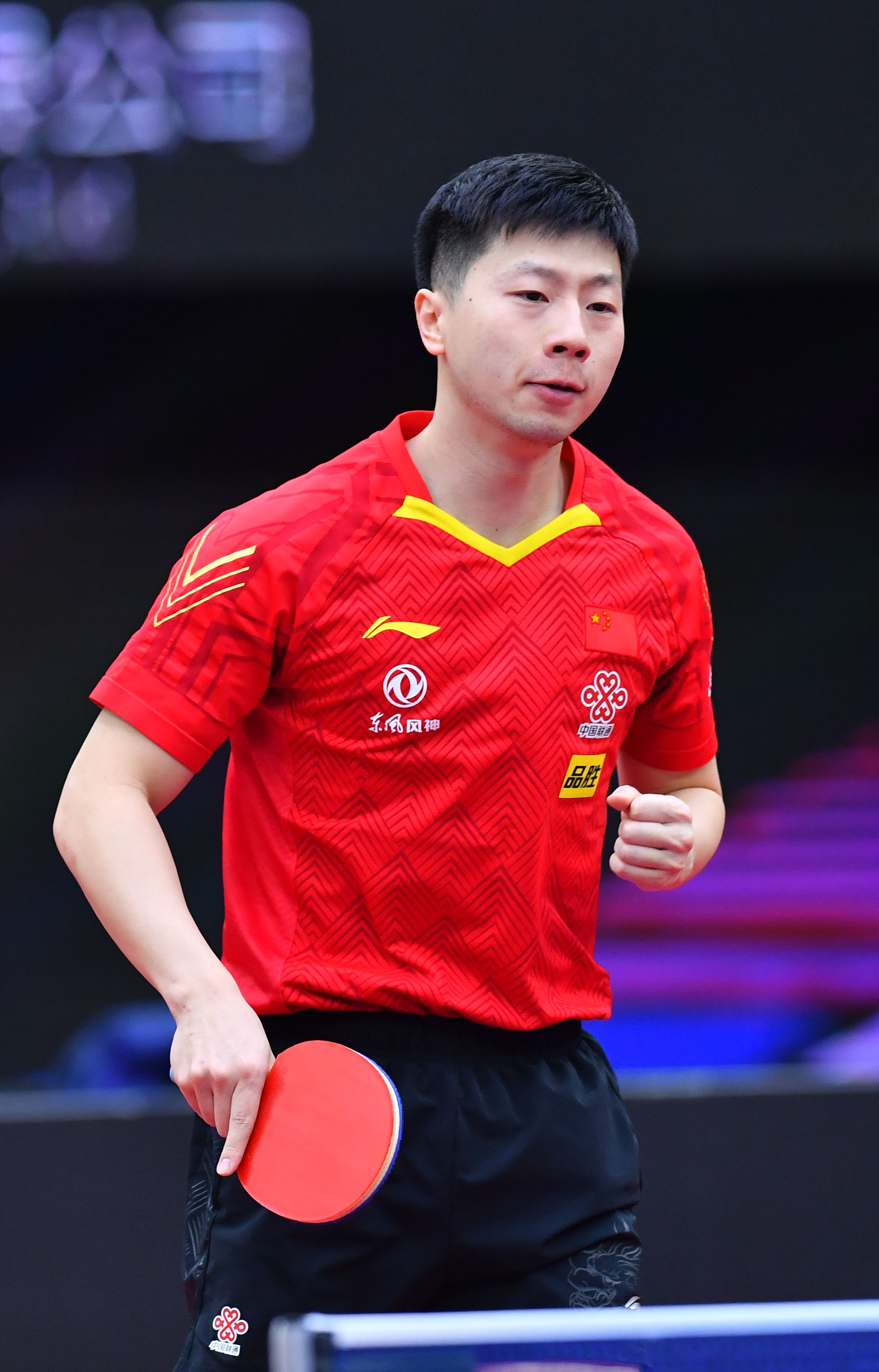 其中多特蒙 其中多特蒙